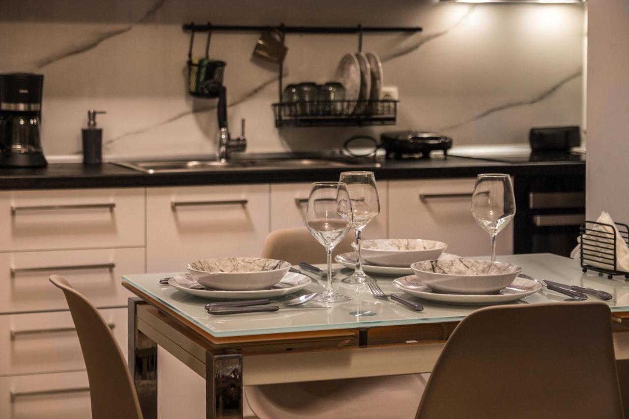 Luxury Suite 10' From The Center Athen Eksteriør bilde